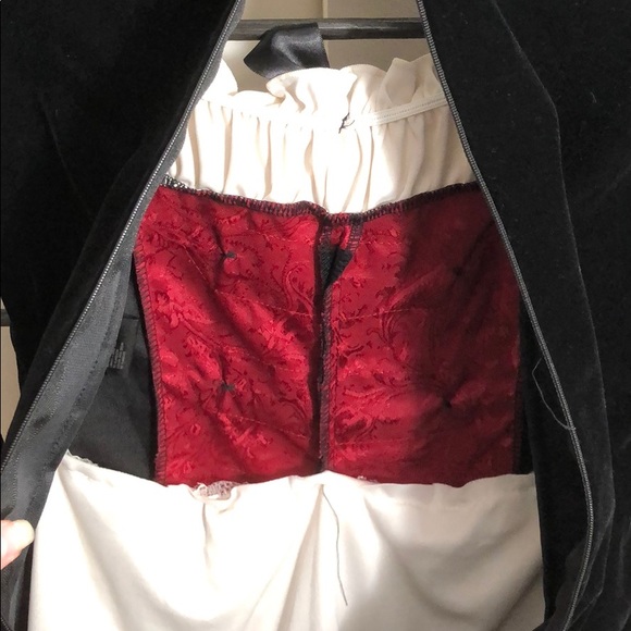 Leg Avenue Pirate Costume - Picture 7 of 8